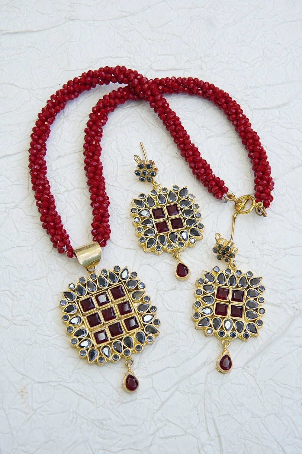 Royal Style Farshi Twisted Mala Set